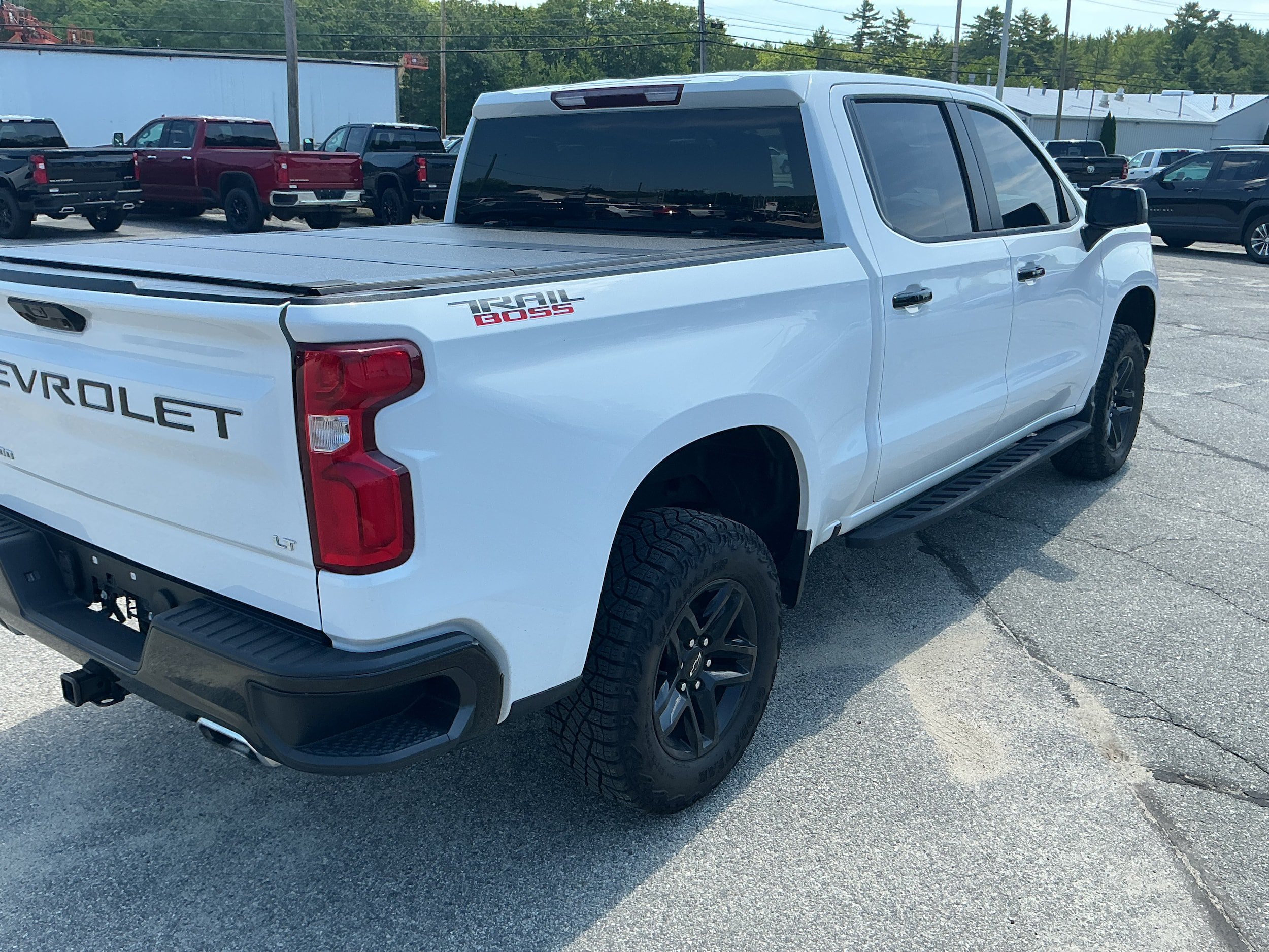 Certified 2024 Chevrolet Silverado 1500 LT Trail Boss AWD/4WD image 4