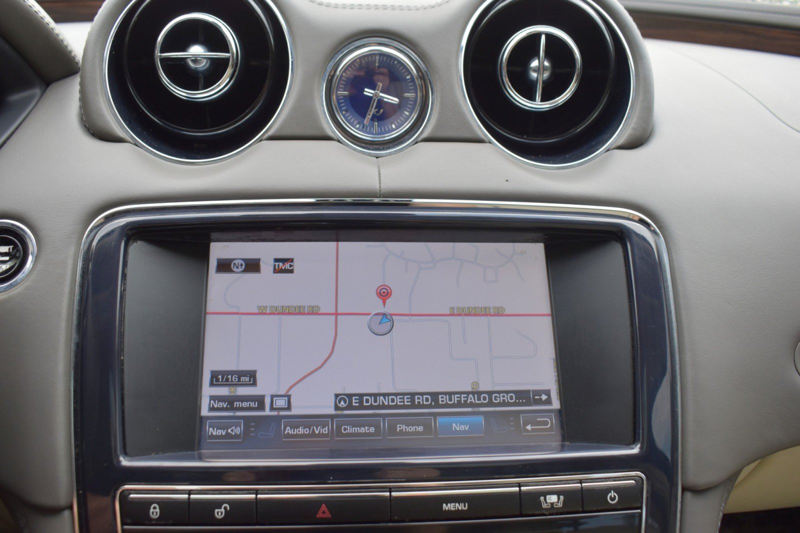 Used 2011 Jaguar XJ L RWD image 18