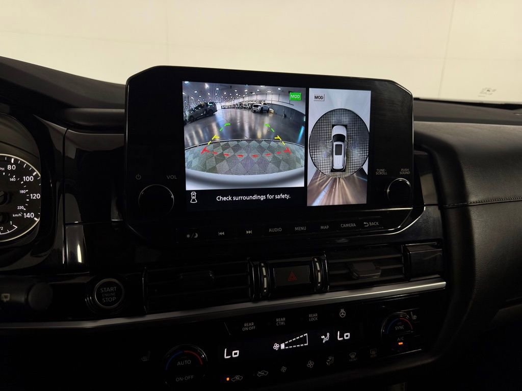 Used 2023 Nissan Pathfinder SL image 19