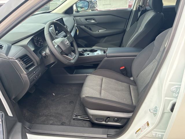 New 2026 Nissan Rogue SV FWD image 9