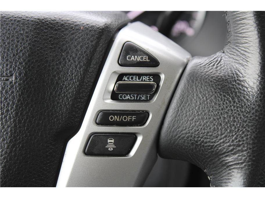 Used 2021 Nissan Titan SV w/ SV Convenience Package AWD/4WD image 19