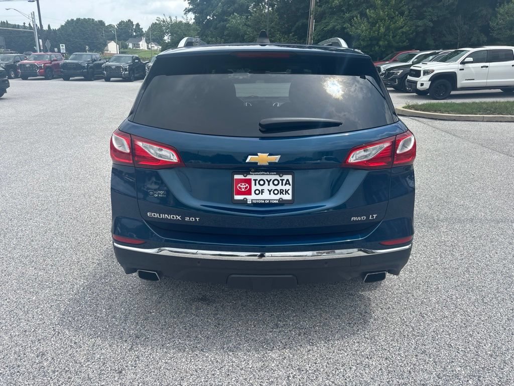 Used 2019 Chevrolet Equinox LT w/ Sun & Navigation Package AWD/4WD image 4
