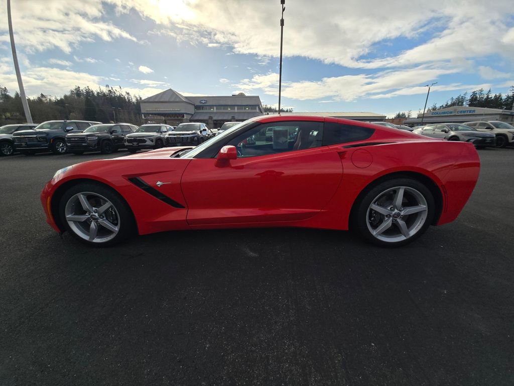Used 2015 Chevrolet Corvette Stingray Coupe image 6