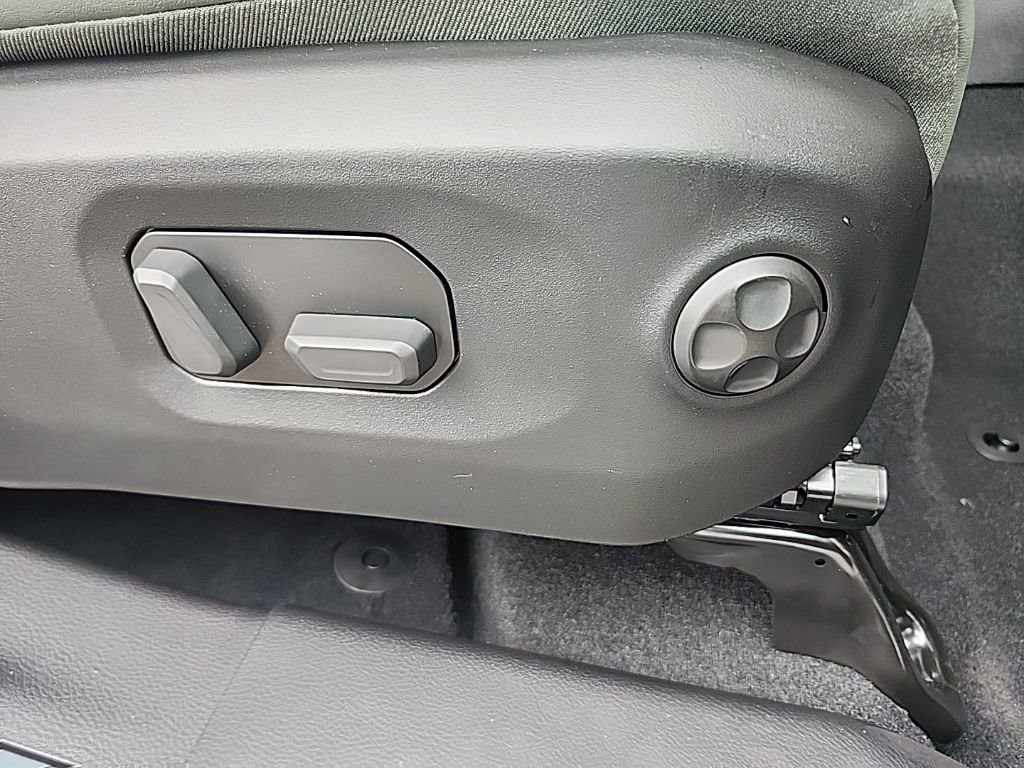 New 2025 Jeep Gladiator Mojave image 14