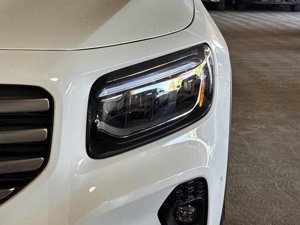 New 2026 Mercedes-Benz GLB 250 image 13