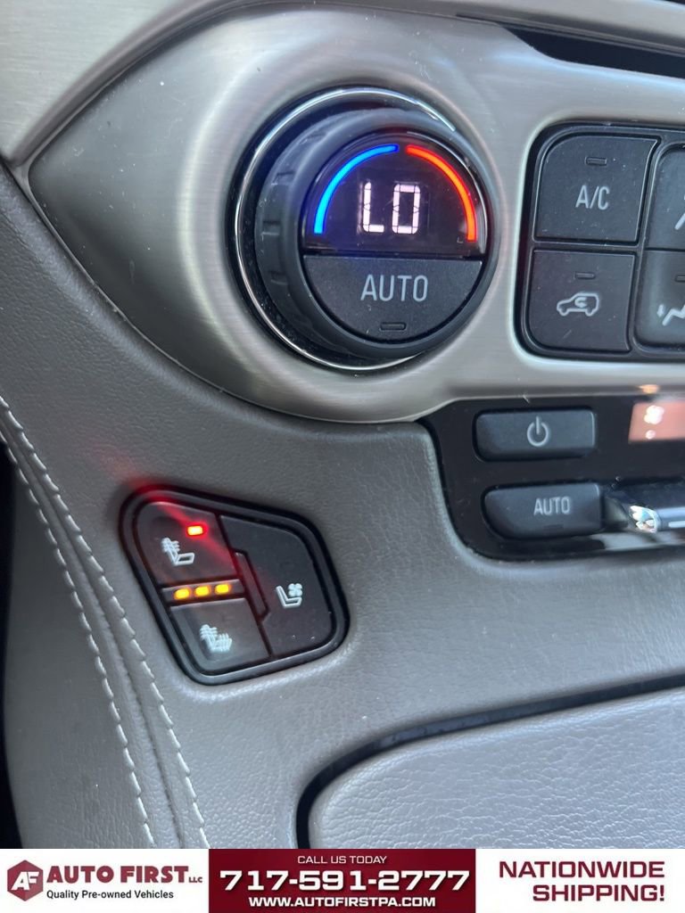 Used 2019 GMC Yukon Denali w/ Denali Ultimate Package image 14