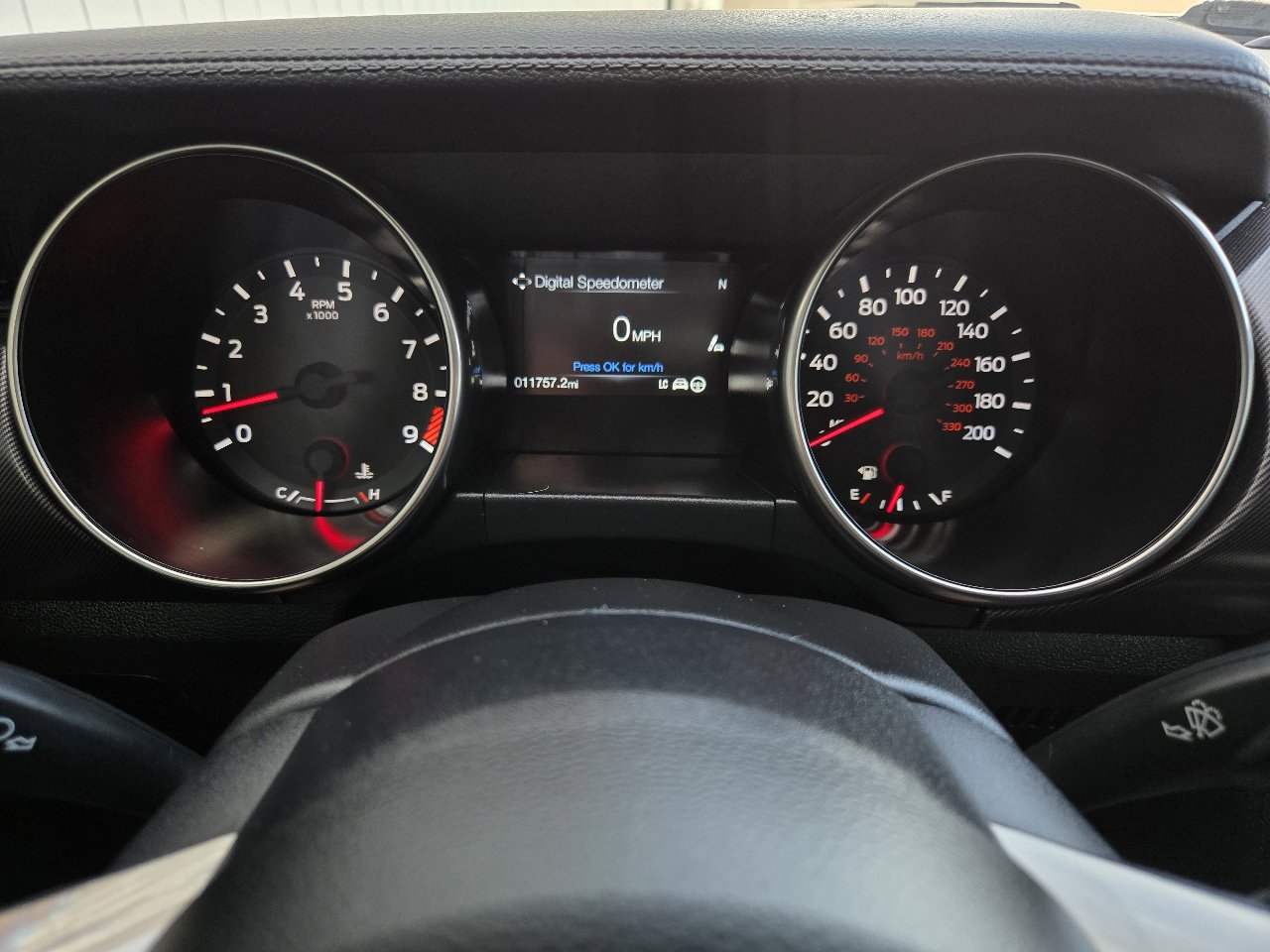 Used 2019 Ford Mustang Shelby GT350 w/ Technology Package image 32