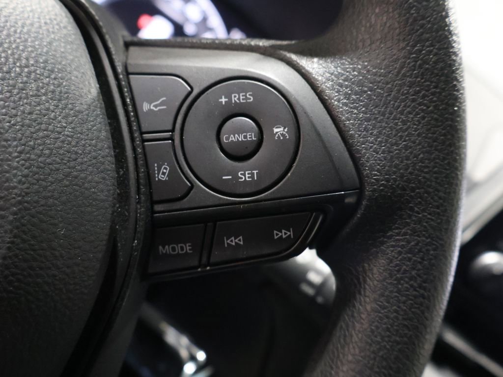 Used 2025 Toyota RAV4 LE image 36