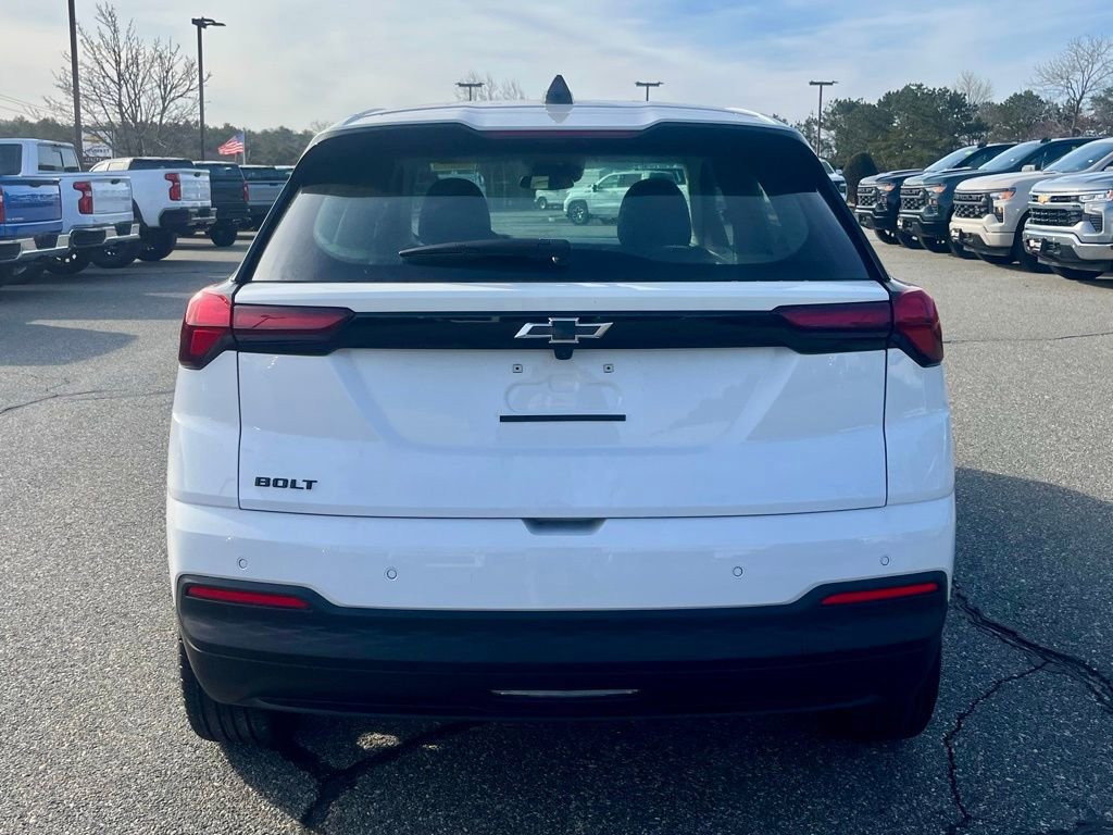 New 2027 Chevrolet Bolt LT w/ Comfort Package image 4