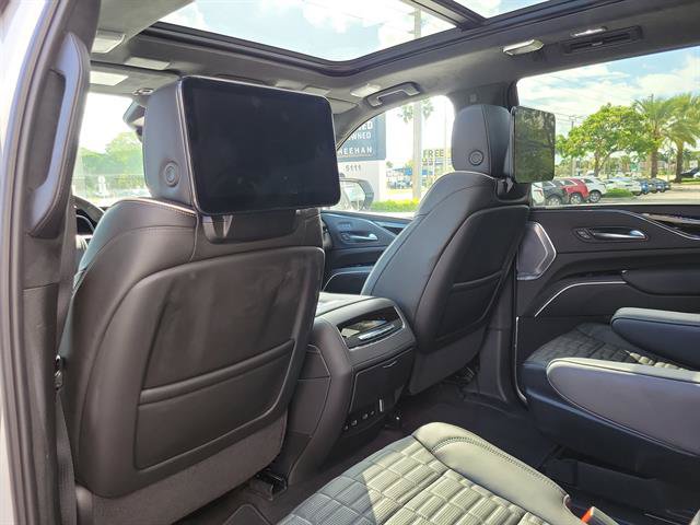 Used 2024 Cadillac Escalade V w/ LPO, ONYX Package AWD/4WD image 10