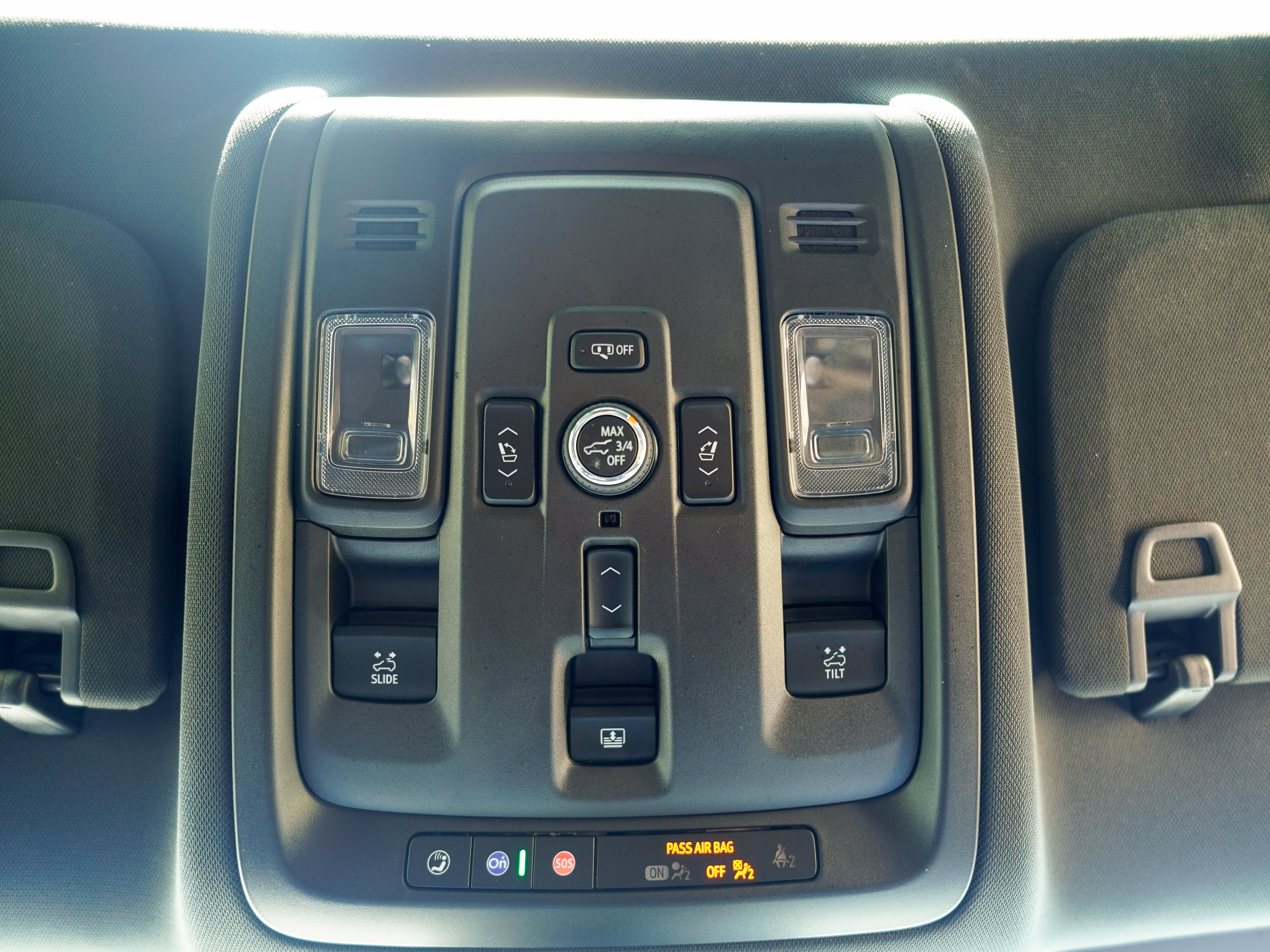 Used 2025 Chevrolet Suburban RST AWD/4WD image 30