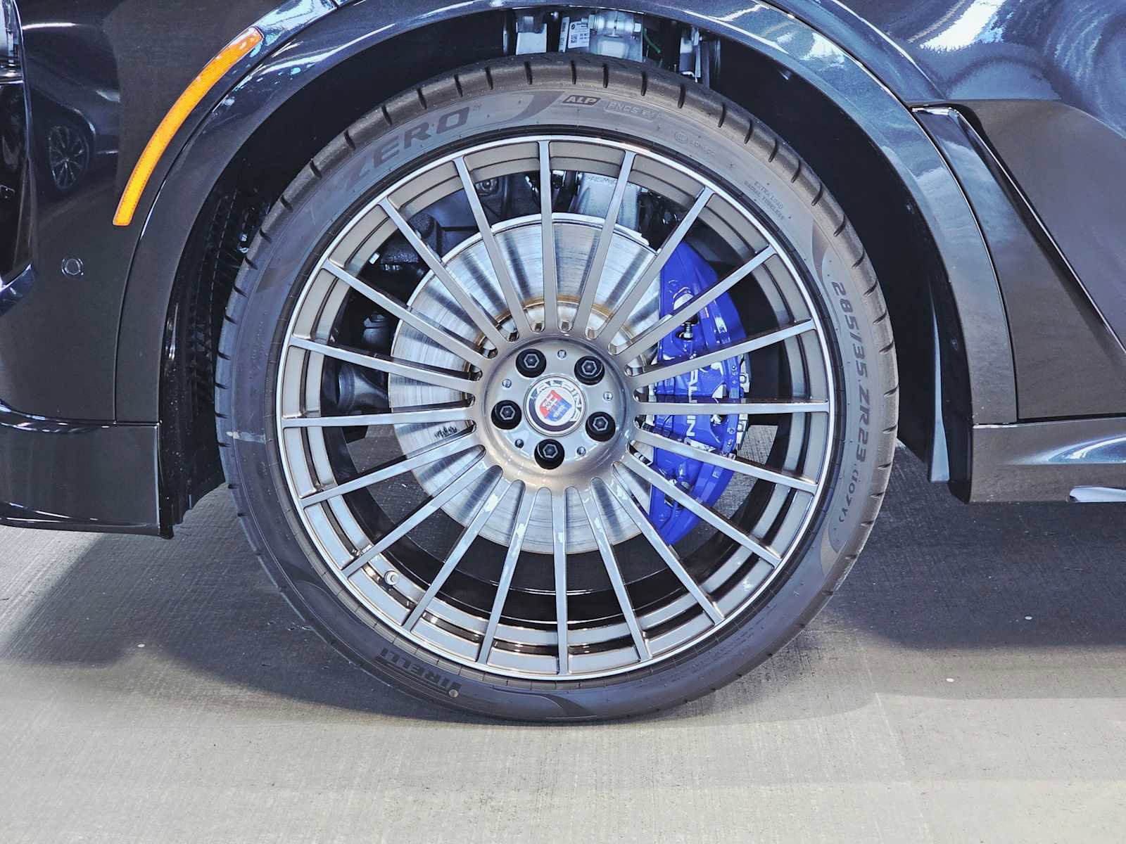 New 2026 BMW ALPINA XB7 image 8