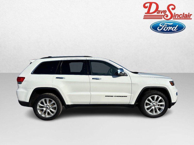 Used 2017 Jeep Grand Cherokee Limited w/ Luxury Group II image 5