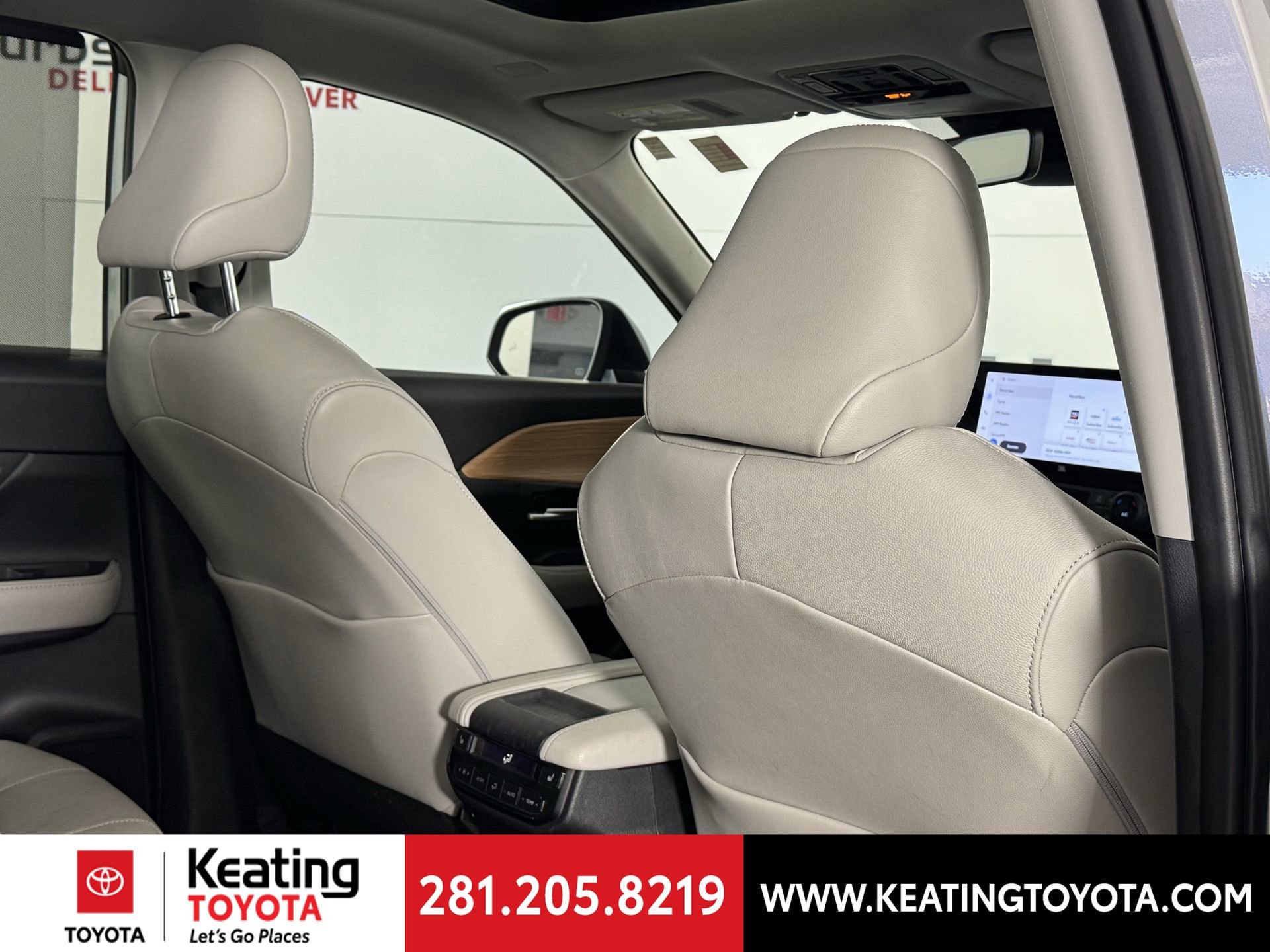 Used 2024 Toyota Grand Highlander Limited image 19