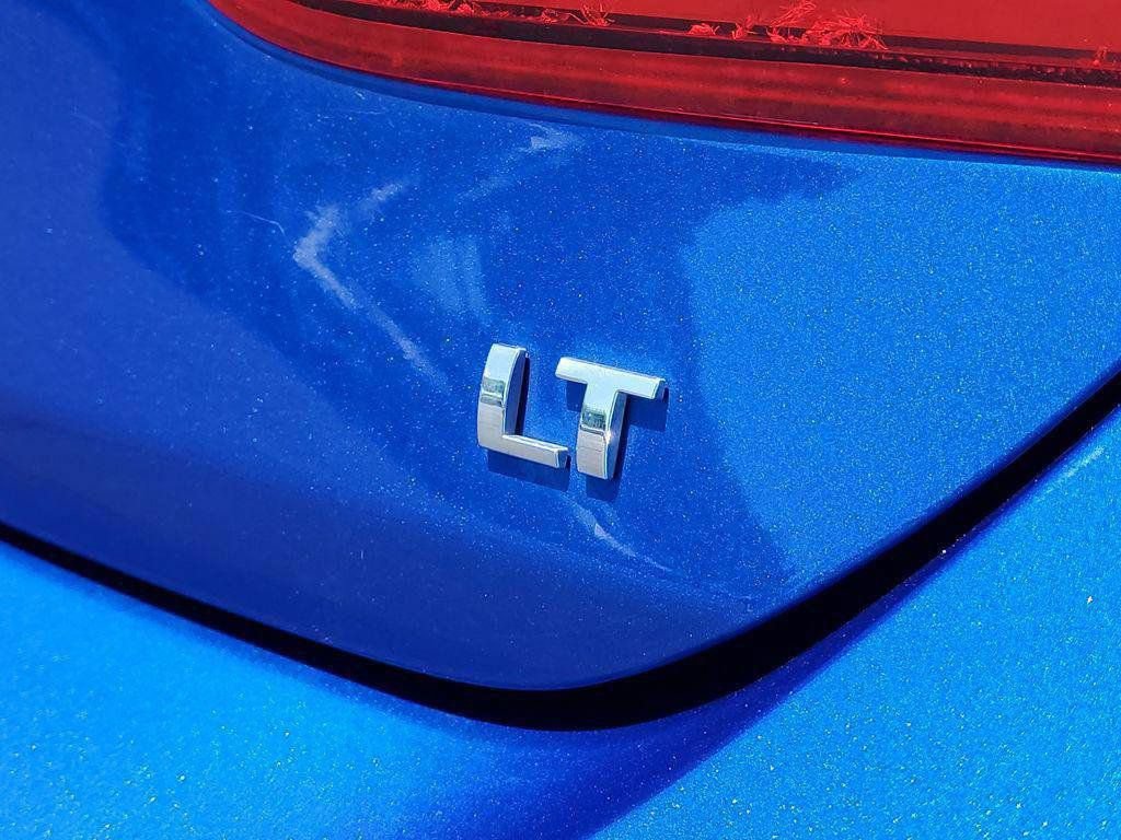 Used 2019 Chevrolet Cruze LT w/ Sun And Sound Package FWD image 34