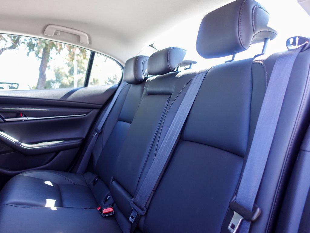 Used 2025 MAZDA MAZDA3 s FWD image 24
