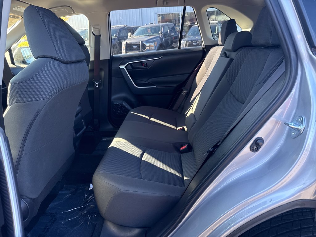 Used 2019 Toyota RAV4 LE w/ All Weather Liner Package AWD/4WD image 9