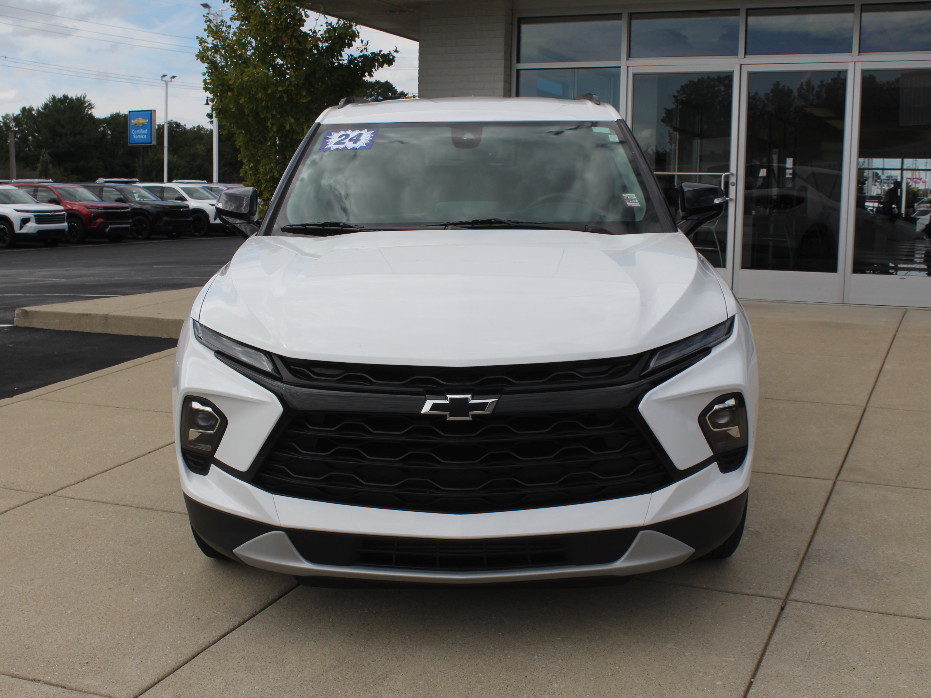 Certified 2024 Chevrolet Blazer LT w/ Midnight/Sport Edition AWD/4WD image 11