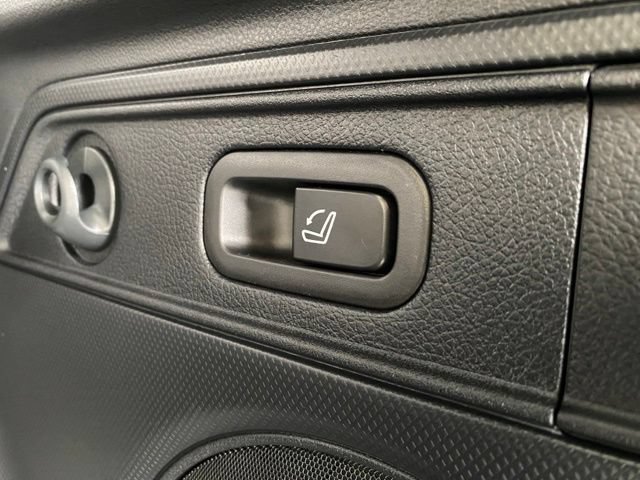 Certified 2025 Subaru Forester Wilderness AWD/4WD image 9
