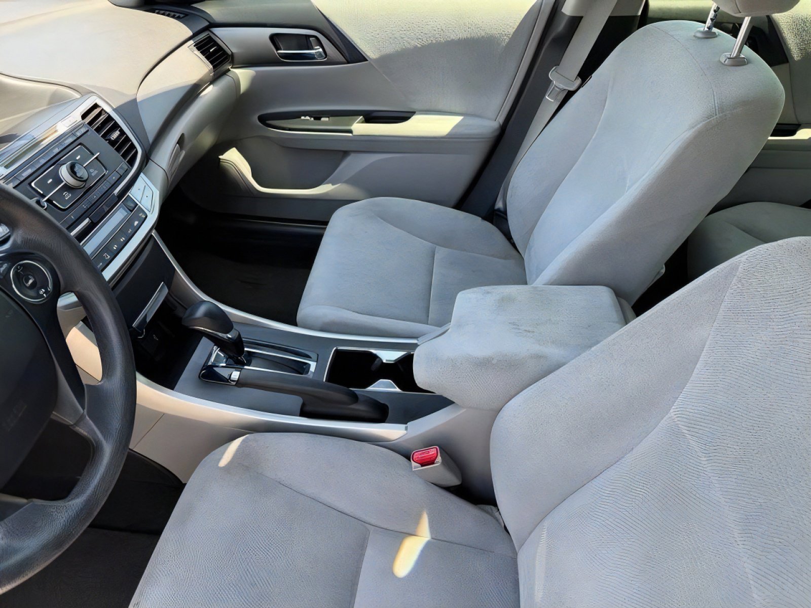 Used 2013 Honda Accord LX image 15