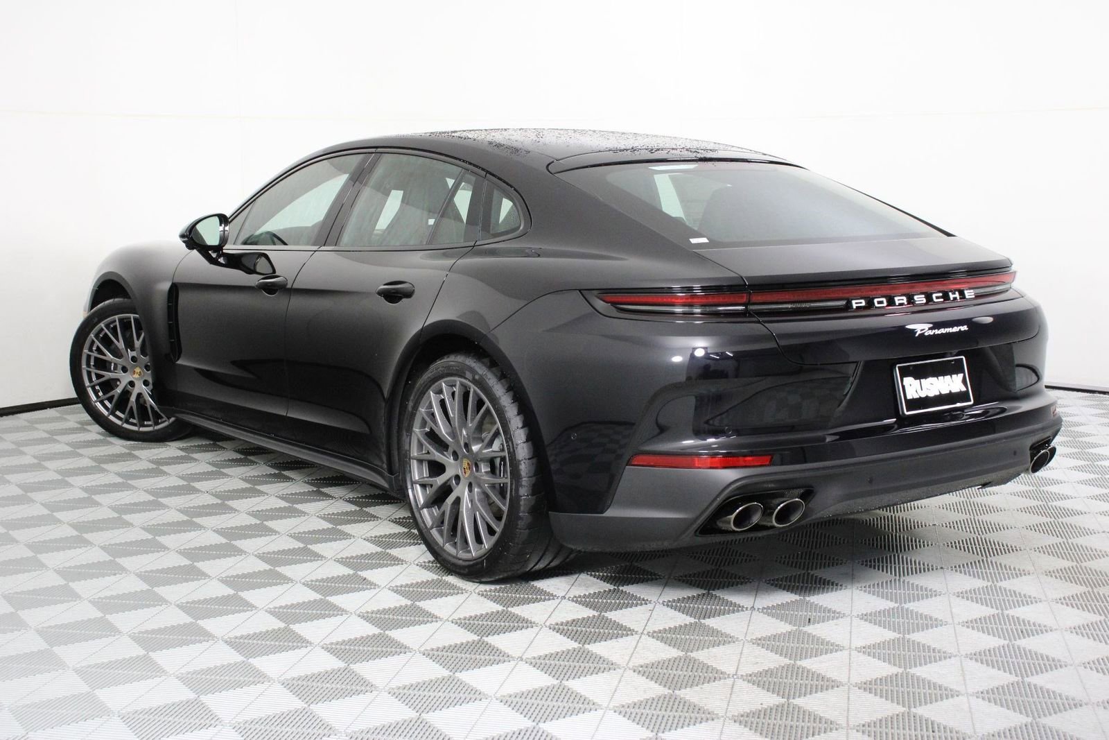 New 2026 Porsche Panamera RWD image 3