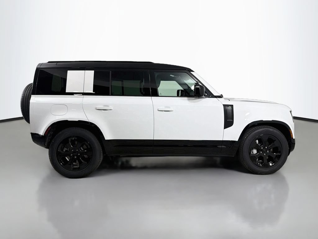 New 2026 Land Rover Defender 110 X-Dynamic SE AWD/4WD image 4