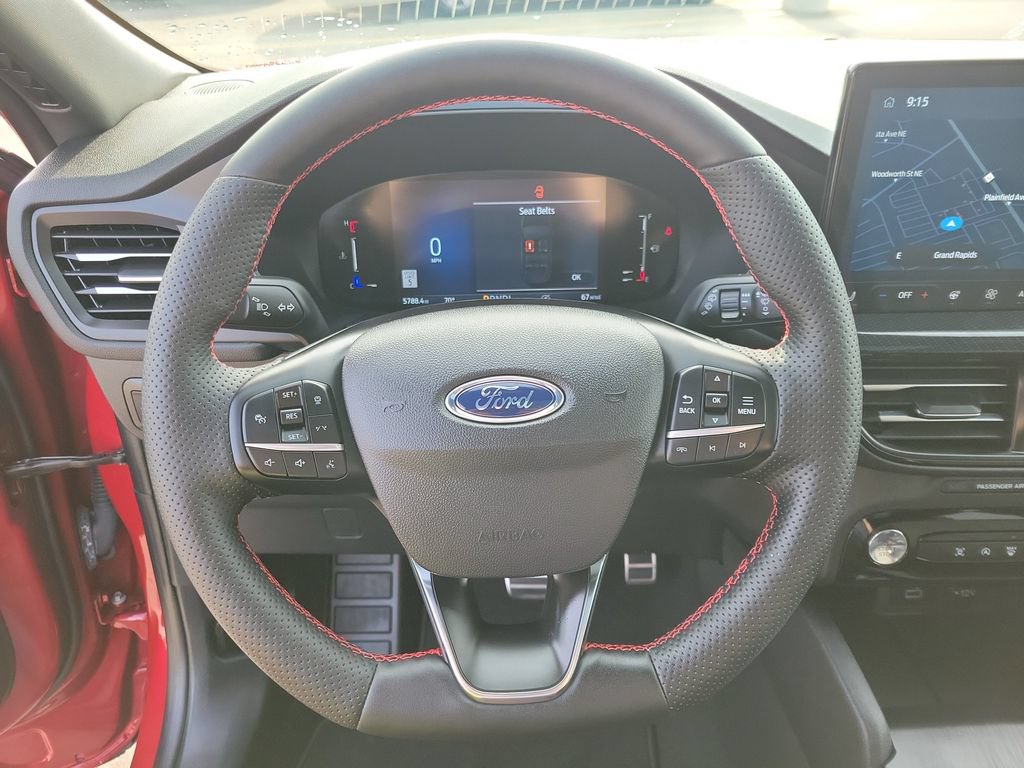 Used 2023 Ford Escape ST-Line AWD/4WD image 23
