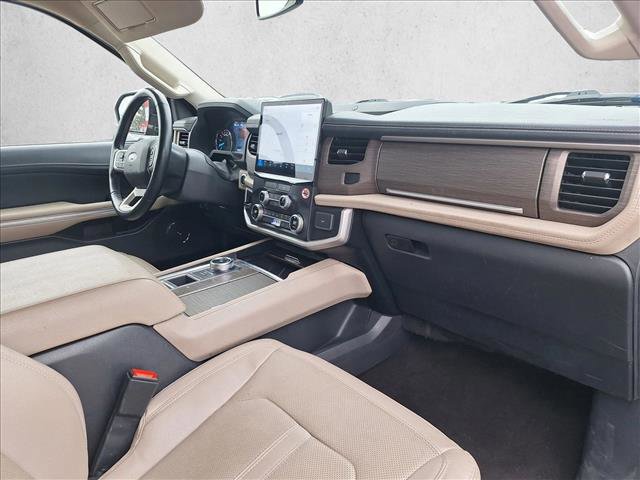 Used 2023 Ford Expedition Limited RWD image 18