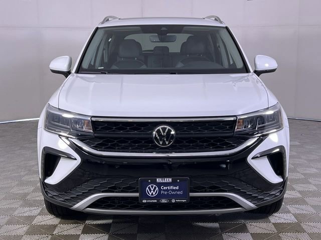 Used 2024 Volkswagen Taos SE image 2