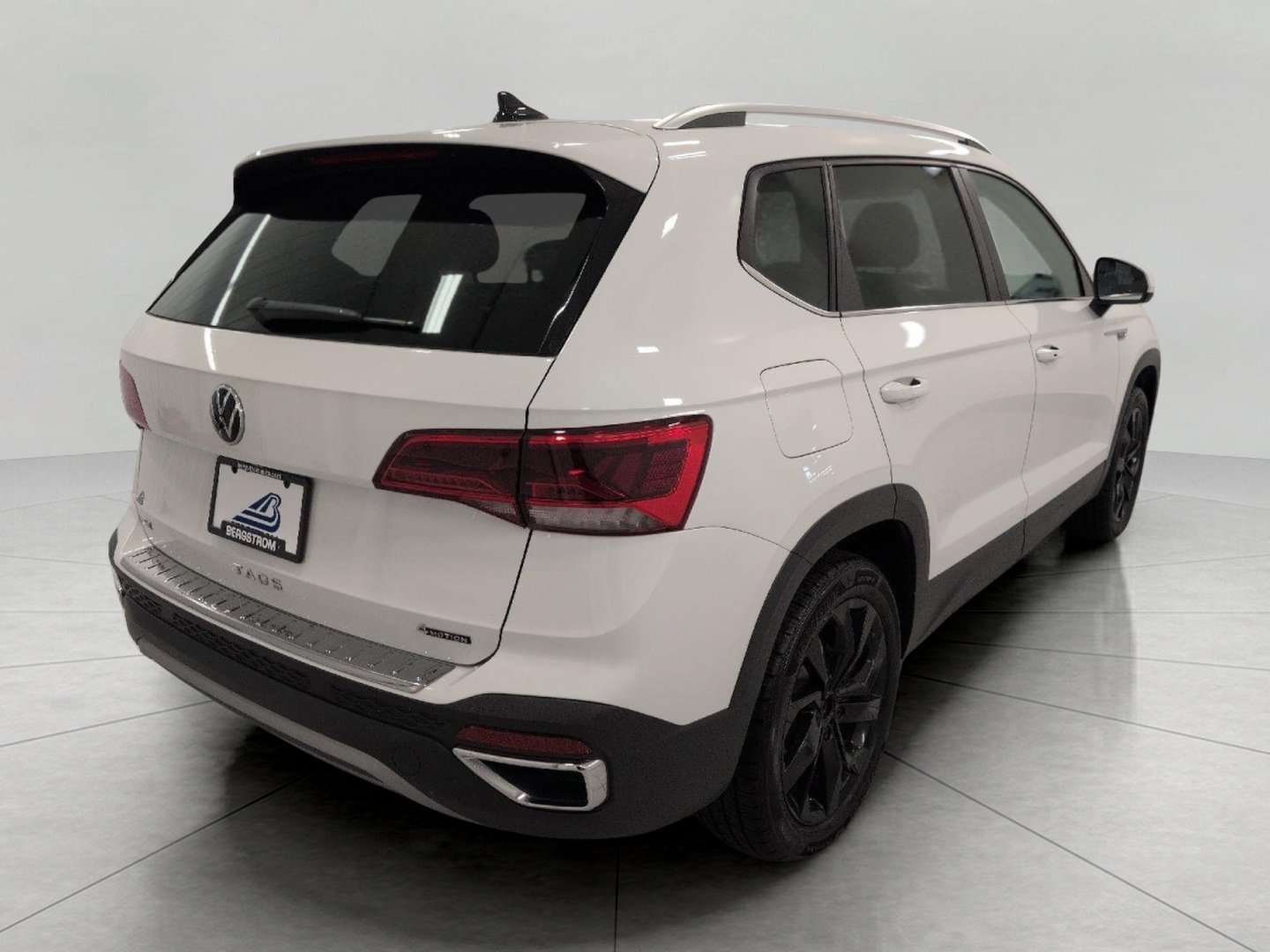 Used 2022 Volkswagen Taos SE AWD/4WD image 21