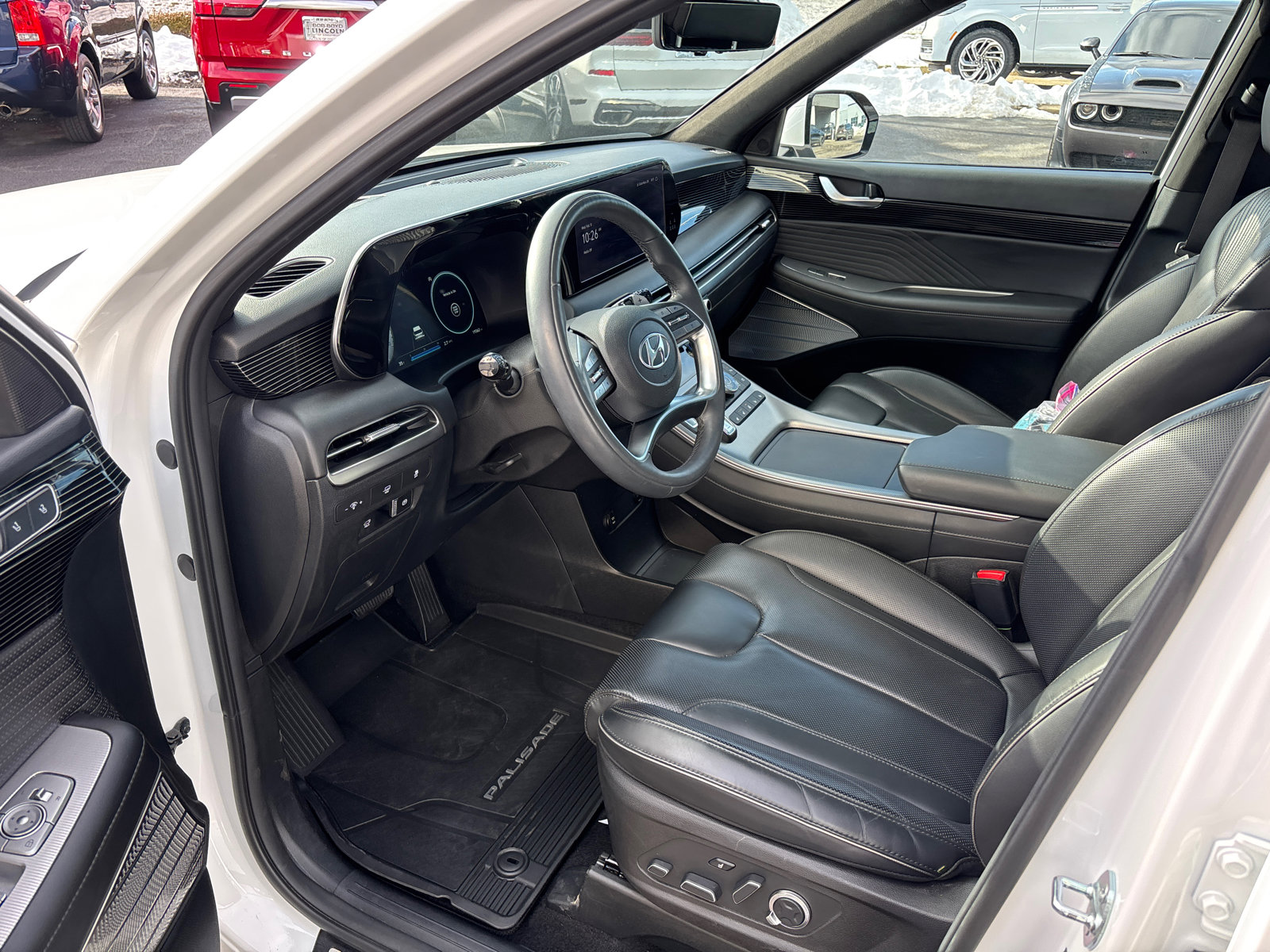 Used 2025 Hyundai Palisade Calligraphy image 24