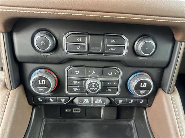 Used 2022 Chevrolet Tahoe High Country AWD/4WD image 15