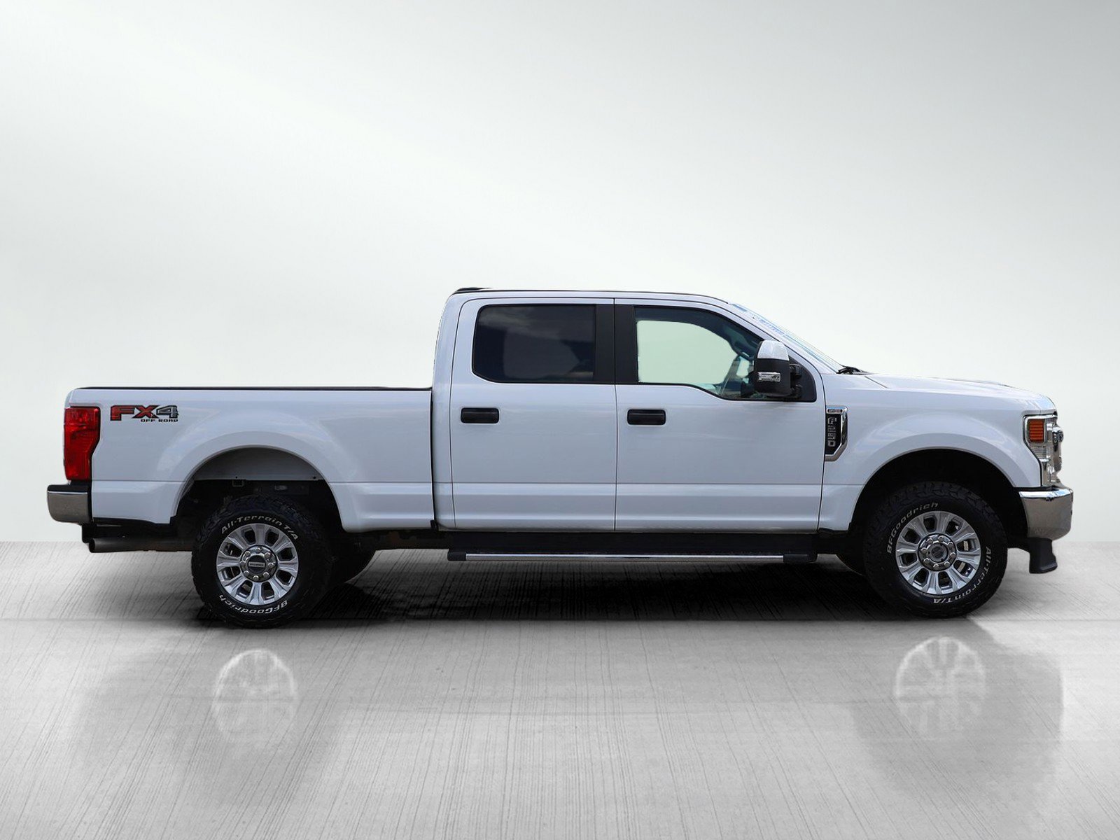 Used 2020 Ford F250 XL w/ STX Appearance Package AWD/4WD image 6
