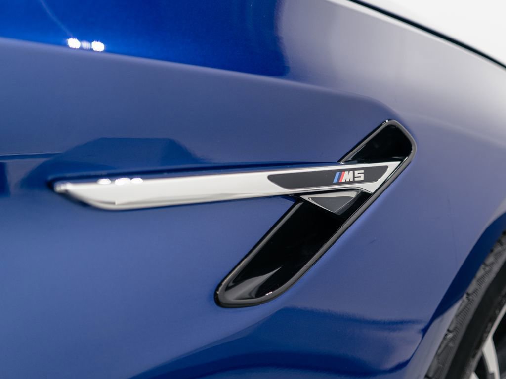 Used 2022 BMW M5 w/ Executive Package image 33