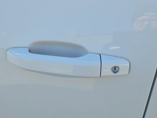 Used 2017 Chevrolet Silverado 1500 LT w/ All Star Edition image 16