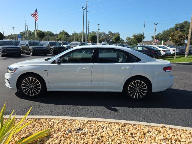 Used 2022 Volkswagen Passat 2.0T FWD image 20