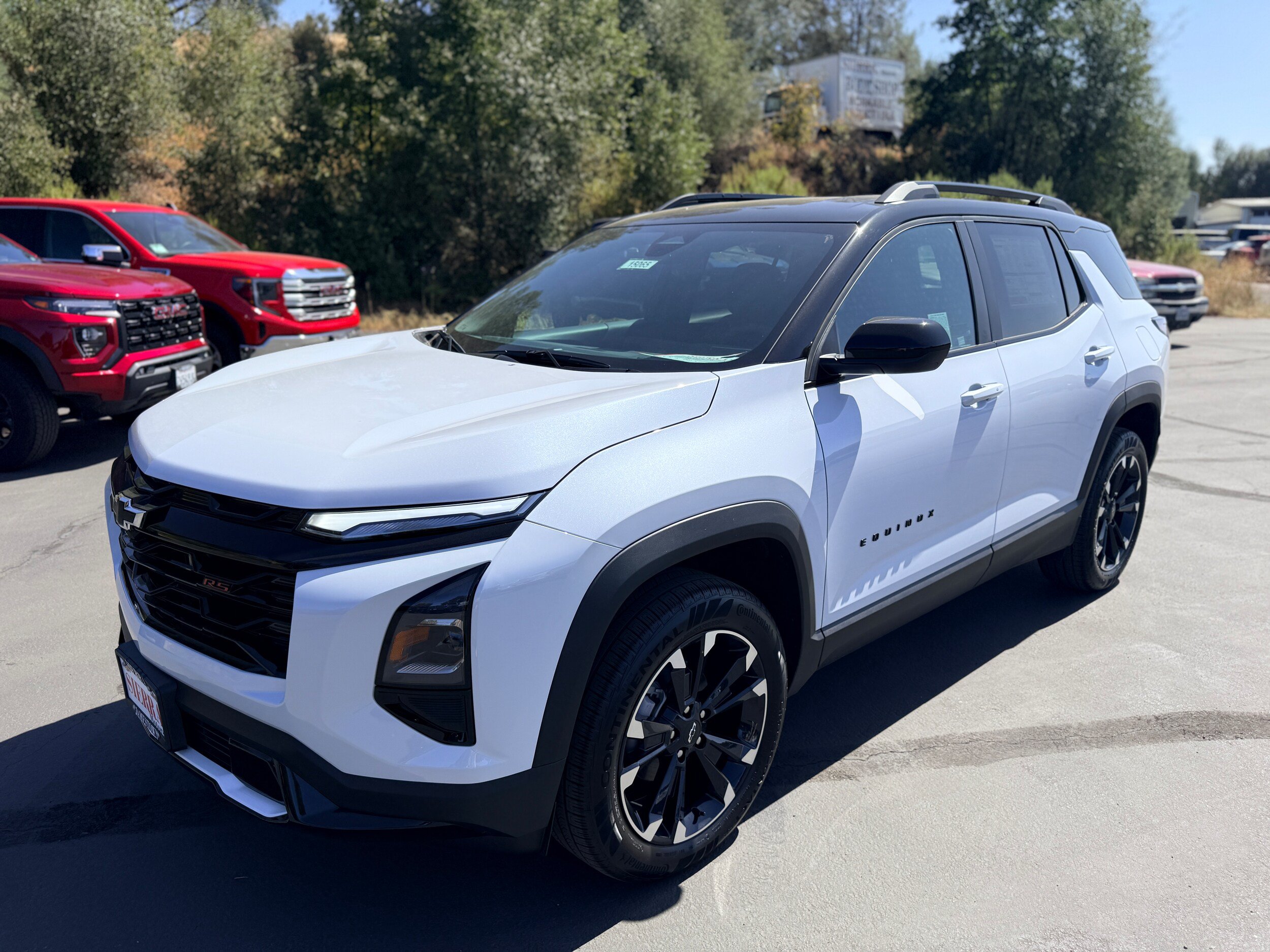 New 2027 Chevrolet Equinox RS w/ Convenience Package III