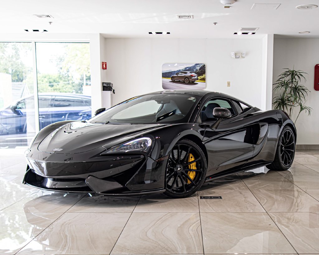 Used 2019 McLaren 570S Coupe RWD image 1