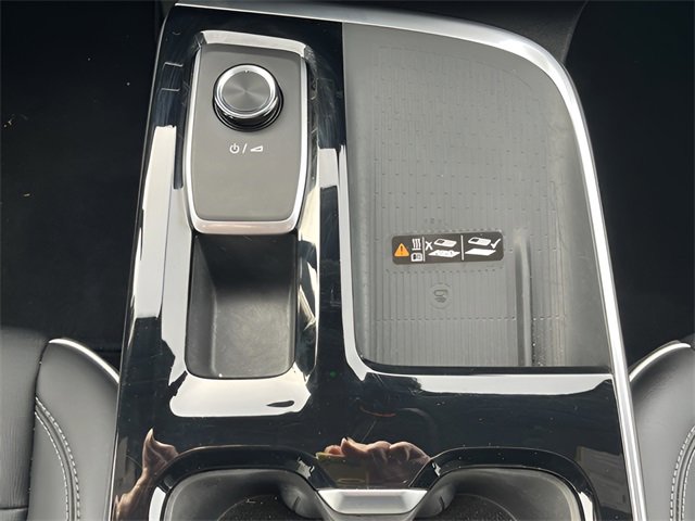 Used 2025 Buick Enclave Preferred image 30