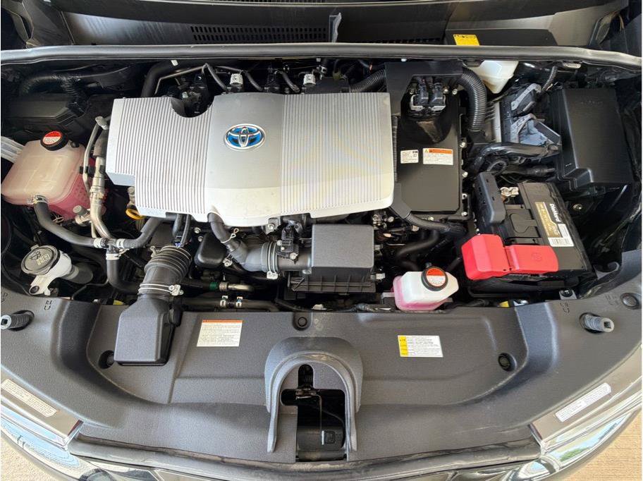 Used 2016 Toyota Prius Three FWD image 31