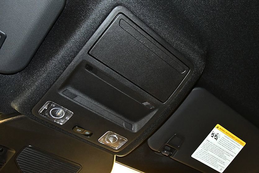 Used 2025 Ford Escape ST-Line w/ Tech Pack #1 image 30