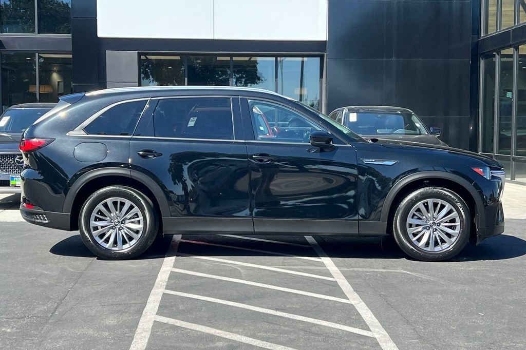 Certified 2024 MAZDA CX-90 Plug-In Hybrid w/ Preferred image 4