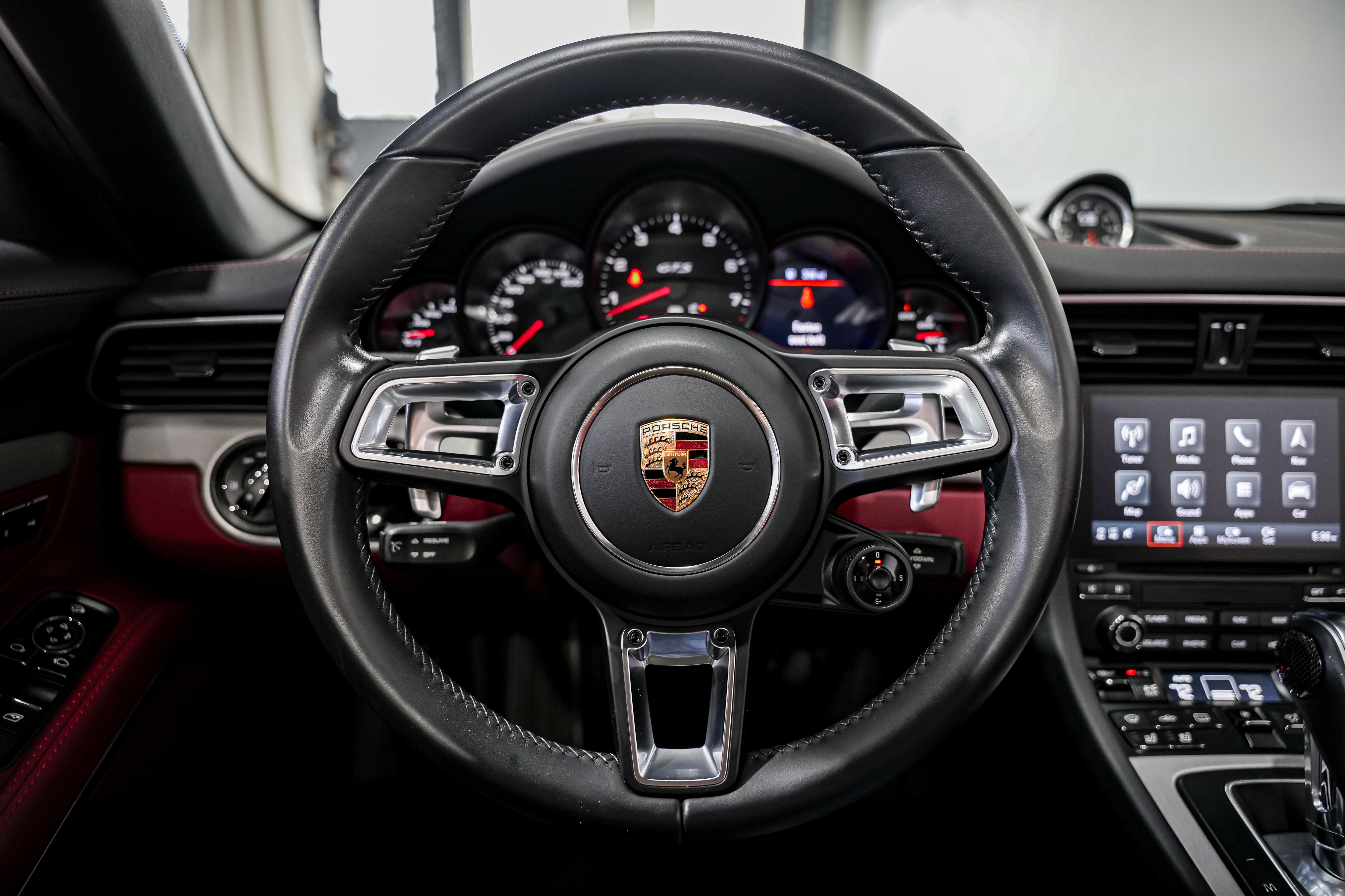 Used 2018 Porsche 911 Carrera GTS image 10