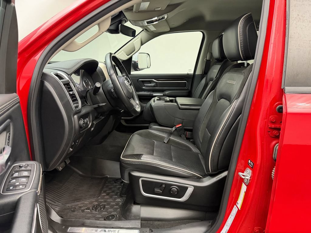 Used 2022 RAM 1500 Laramie AWD/4WD image 5