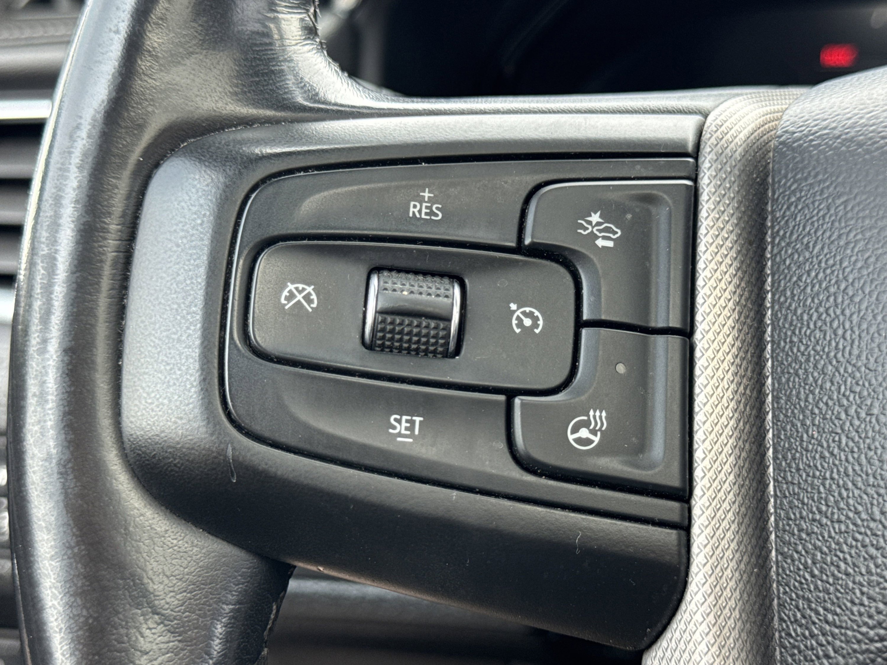 Used 2022 GMC Yukon Denali image 92