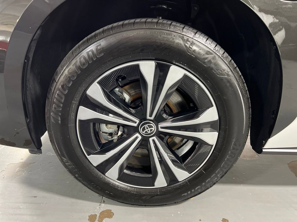 Used 2024 Toyota bZ4X AWD w/ Weather Package image 9