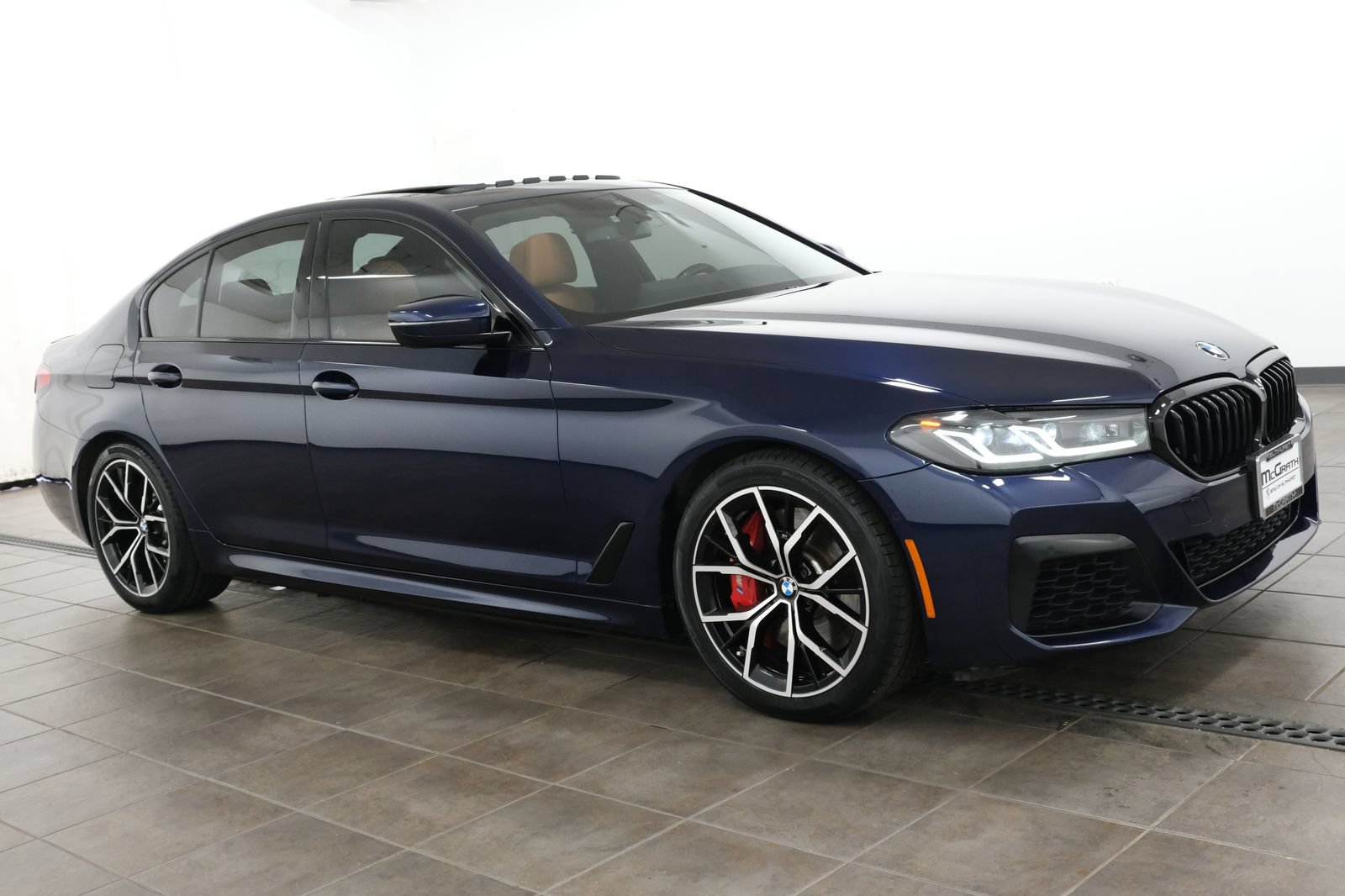 Used 2023 BMW M550i xDrive w/ Executive Package AWD/4WD image 6