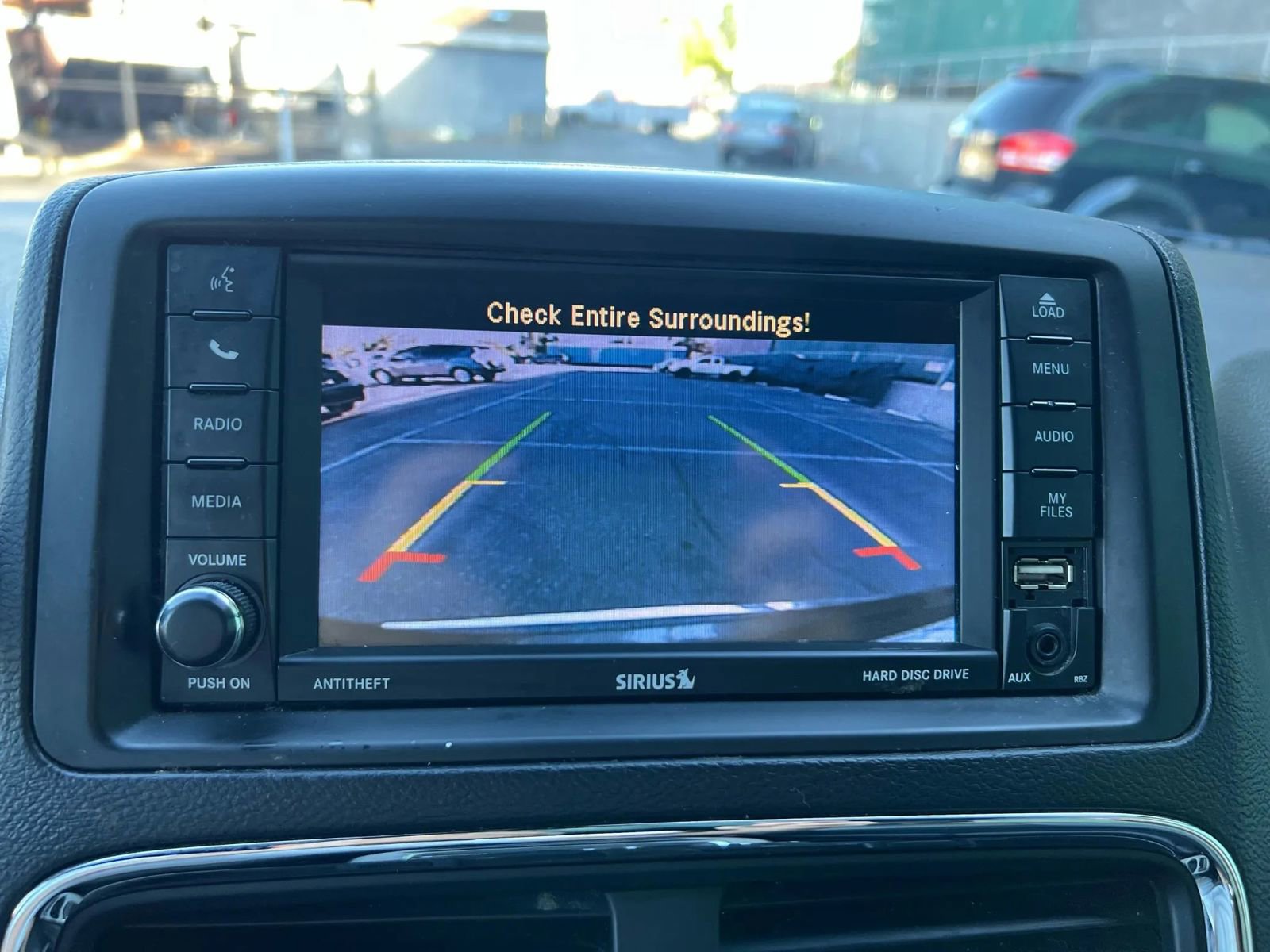 Used 2019 Dodge Grand Caravan SXT image 14