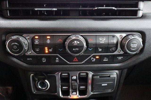 New 2025 Jeep Gladiator Sport AWD/4WD image 21