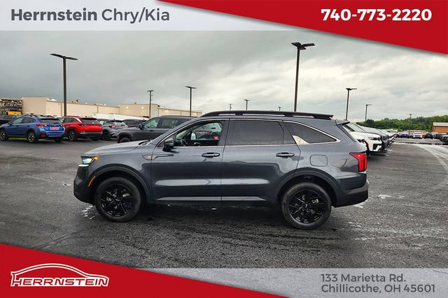 Used 2022 Kia Sorento S w/ Panoramic Sunroof Package AWD/4WD image 4
